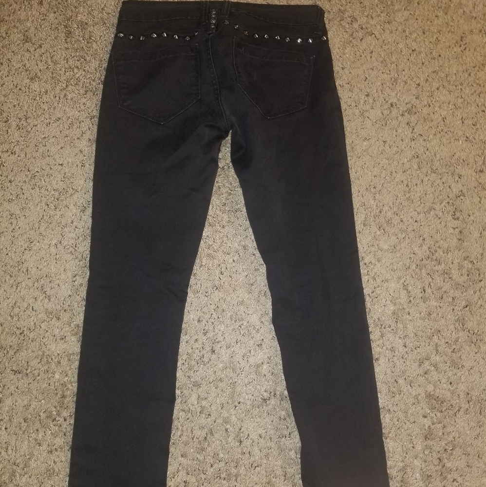 Detailed Jean's - Picture 3 of 5